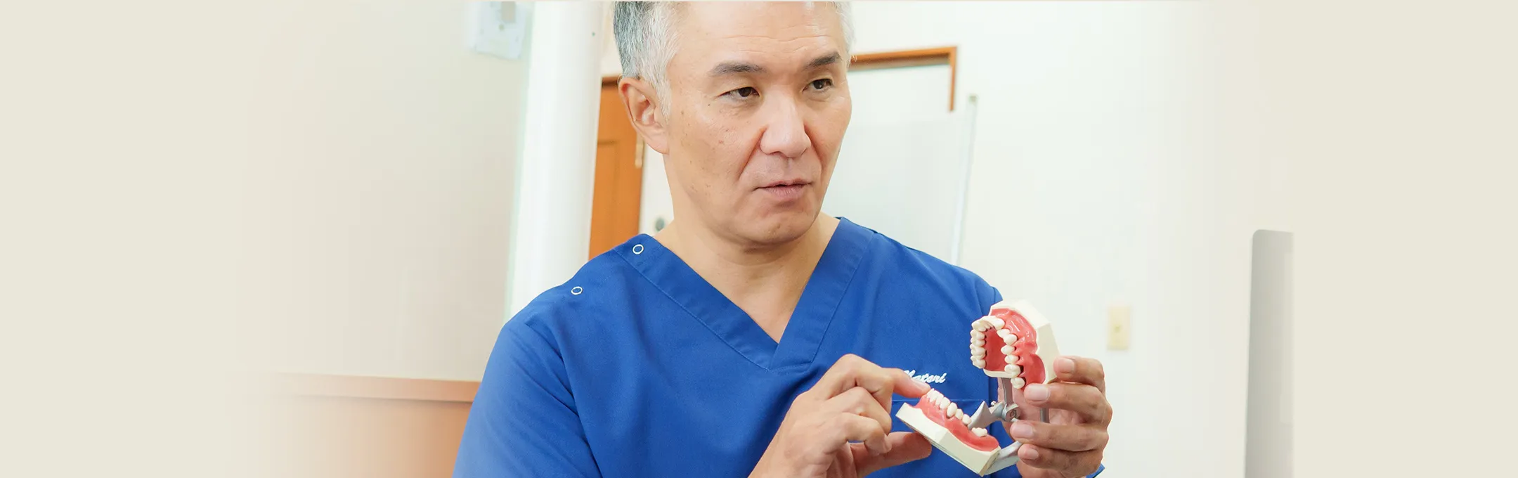 自然に噛める入れ歯のご提案 入れ歯でもしっかり噛める喜びを