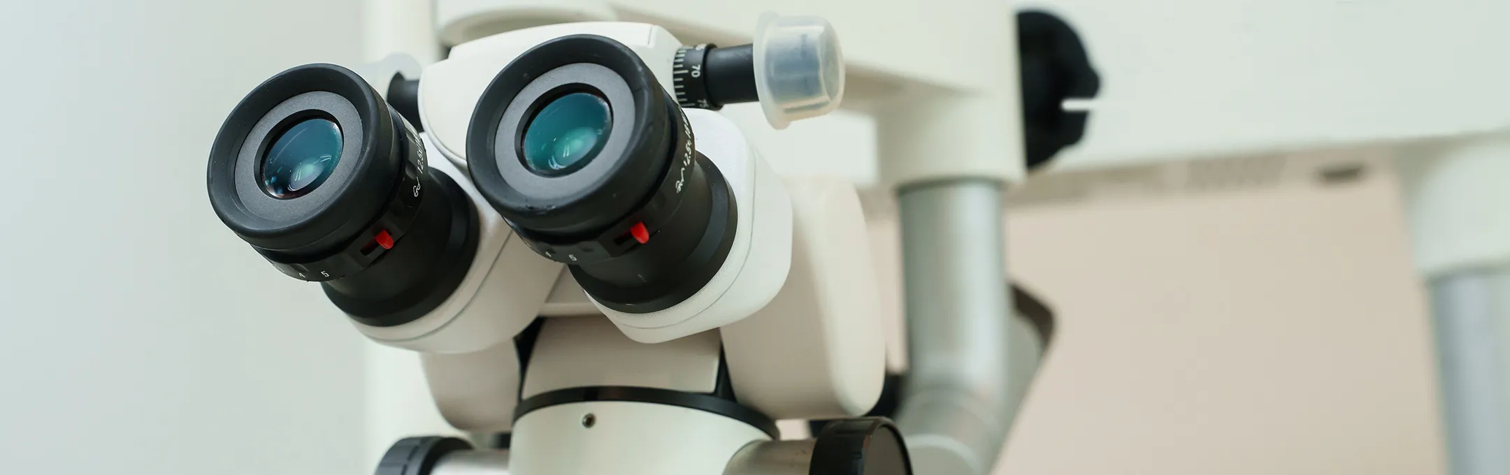 見えにくい部分まで丁寧に確認 精密診断でじっくりとお口全体を確認