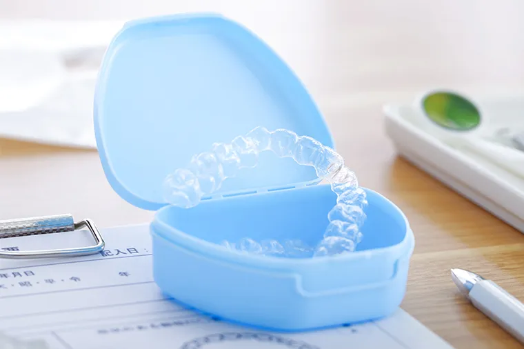 マウスピース型矯正装置の作製を依頼